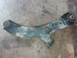 bontott SUZUKI SWIFT III Bal első Lengőkar