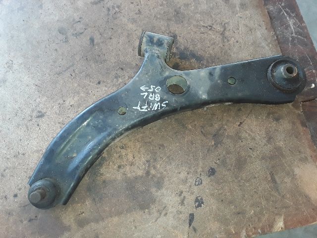 bontott SUZUKI SWIFT III Bal első Lengőkar