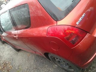 bontott SUZUKI SWIFT III Bal első Rugó