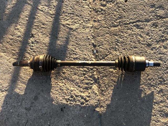 bontott SUZUKI SWIFT III Bal Féltengely