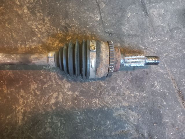 bontott SUZUKI SWIFT III Bal Féltengely