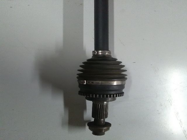 bontott SUZUKI SWIFT III Bal Féltengely