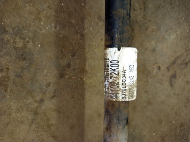 bontott SUZUKI SWIFT III Bal Féltengely