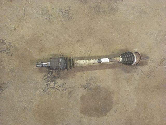 bontott SUZUKI SWIFT III Bal Féltengely