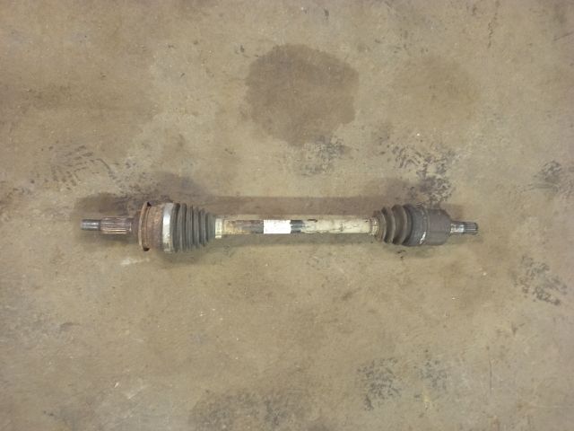 bontott SUZUKI SWIFT III Bal Féltengely