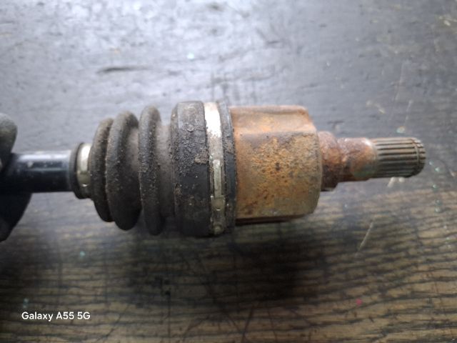 bontott SUZUKI SWIFT III Bal Féltengely