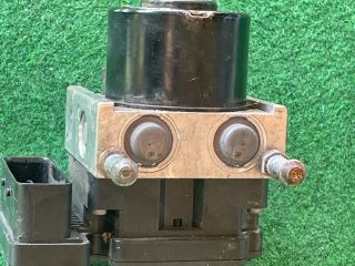 bontott SUZUKI SWIFT III ABS Kocka