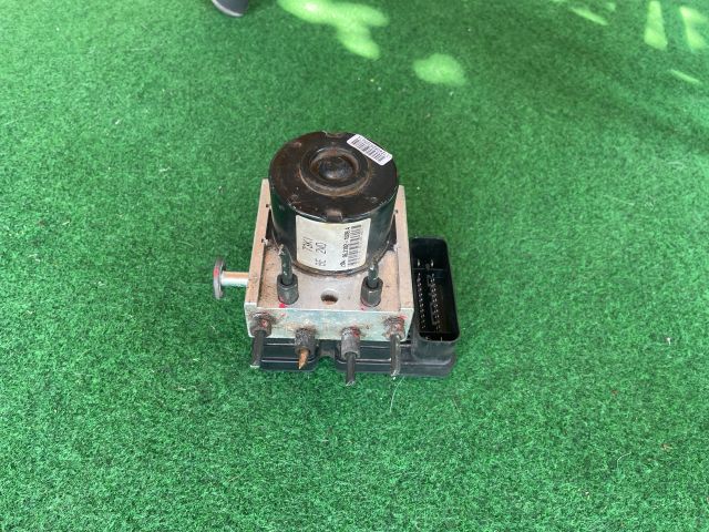 bontott SUZUKI SWIFT III ABS Kocka