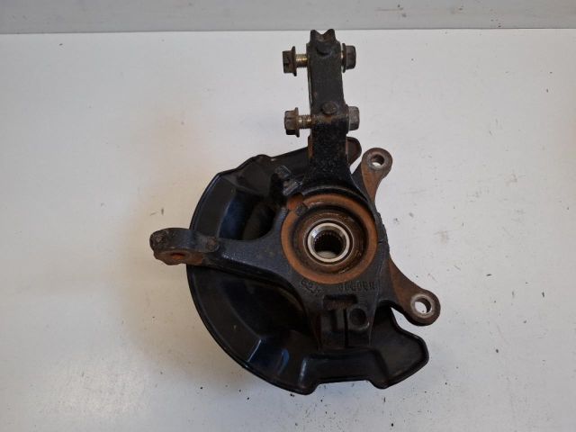 bontott SUZUKI SWIFT III Bal első Csonkállvány Kerékaggyal