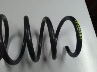 bontott SUZUKI SWIFT III Bal első Rugó