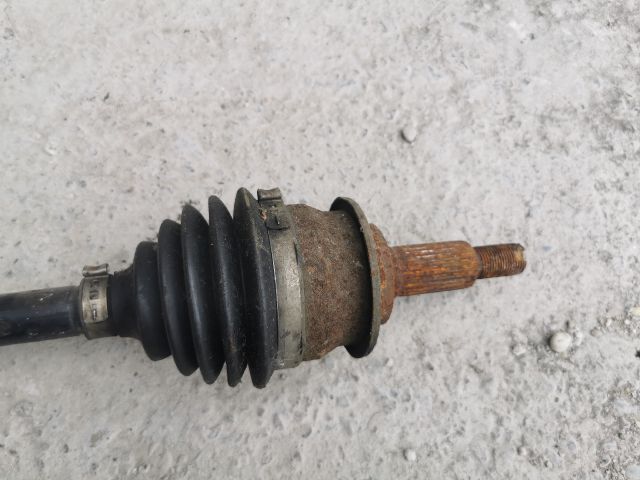 bontott SUZUKI SWIFT III Bal Féltengely