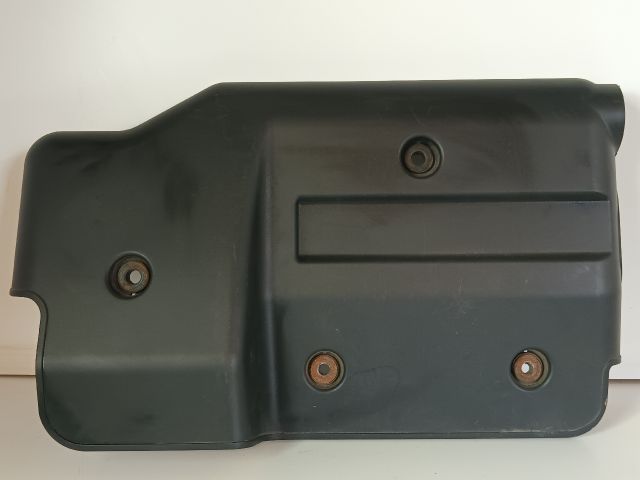 bontott SUZUKI SWIFT III Felső Motorburkolat