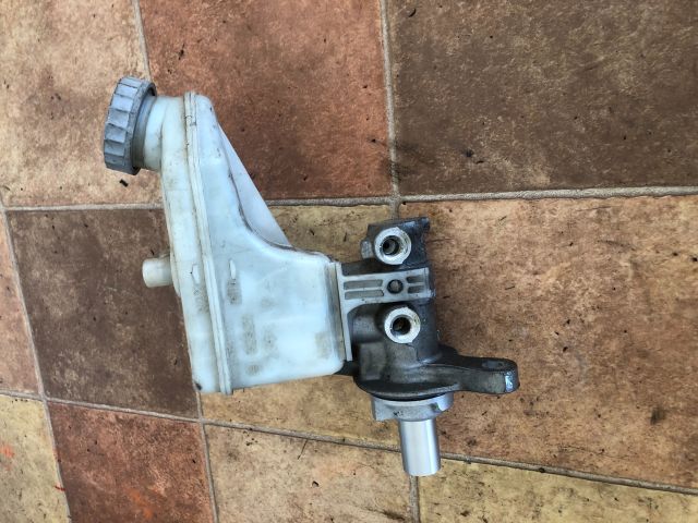 bontott SUZUKI SWIFT III Főfékhenger