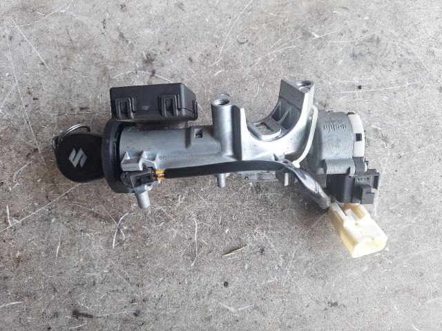 bontott SUZUKI SWIFT III Gyújtáskapcsoló Házzal