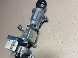 bontott SUZUKI SWIFT III Gyújtáskapcsoló