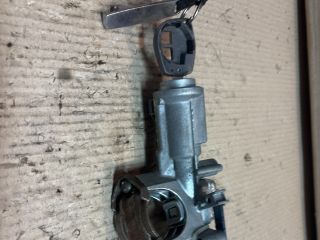 bontott SUZUKI SWIFT III Gyújtáskapcsoló