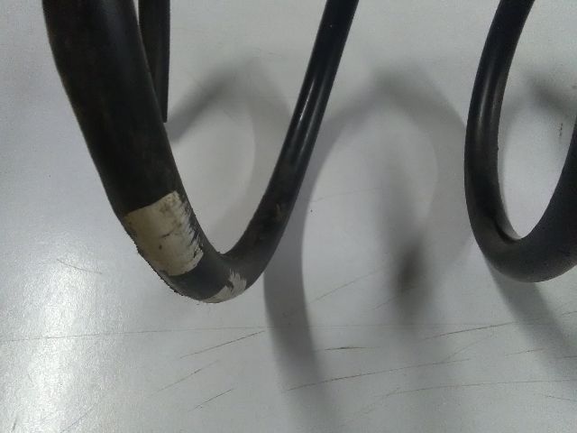 bontott SUZUKI SWIFT III Jobb első Rugó