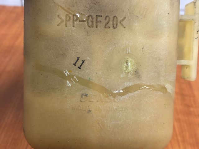 bontott SUZUKI SWIFT III Kiegyenlítő Tartály