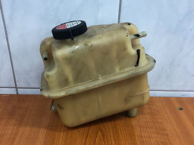 bontott SUZUKI SWIFT III Kiegyenlítő Tartály