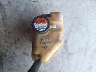 bontott SUZUKI SWIFT III Kiegyenlítő Tartály