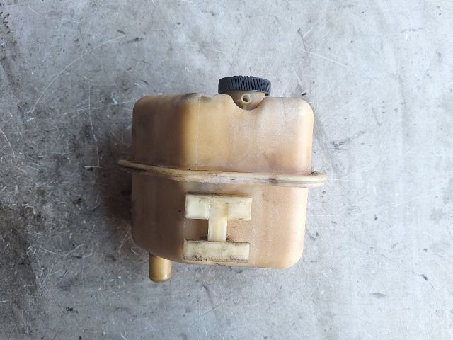 bontott SUZUKI SWIFT III Kiegyenlítő Tartály