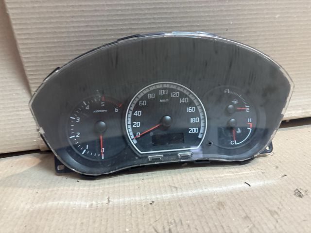 bontott SUZUKI SWIFT III Kilométeróra