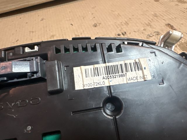 bontott SUZUKI SWIFT III Kilométeróra