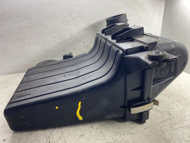 bontott SUZUKI SWIFT III Légszűrő Ház