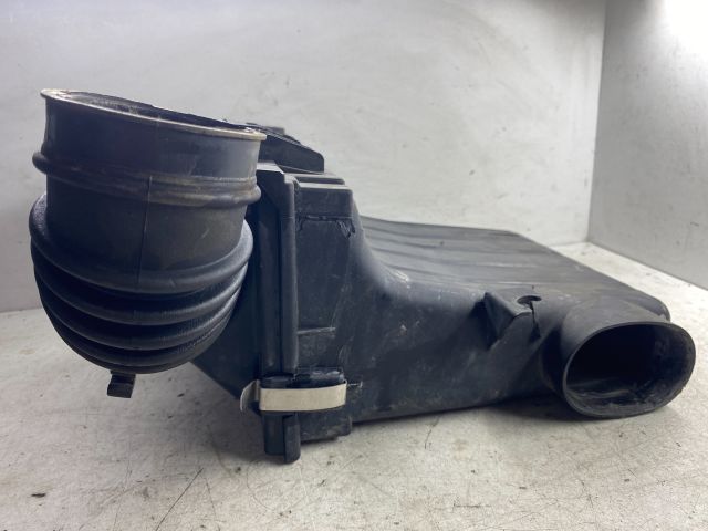 bontott SUZUKI SWIFT III Légszűrő Ház