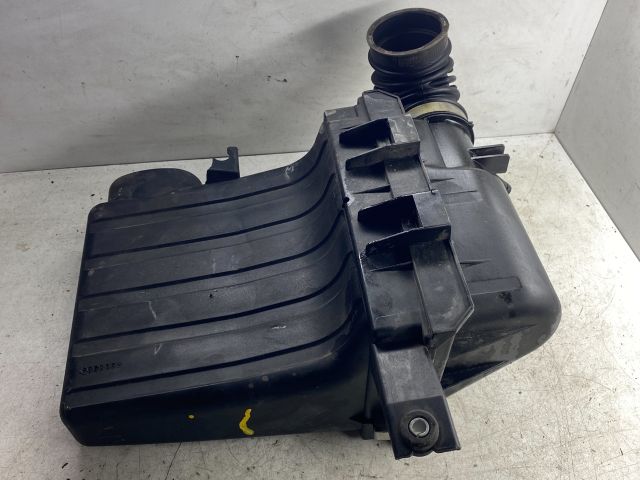 bontott SUZUKI SWIFT III Légszűrő Ház