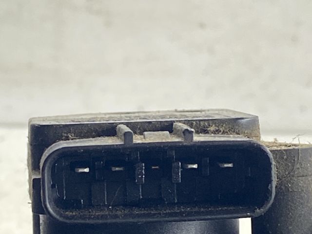 bontott SUZUKI SWIFT III Légszűrő Ház