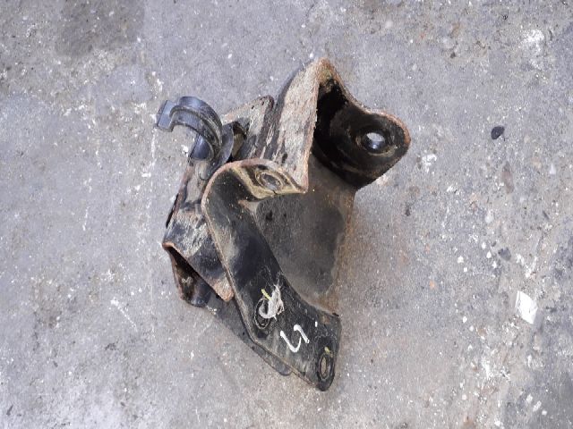 bontott SUZUKI SWIFT III Motor Tartó Bak (Fém)