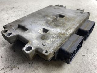 bontott SUZUKI SWIFT III Motorvezérlő