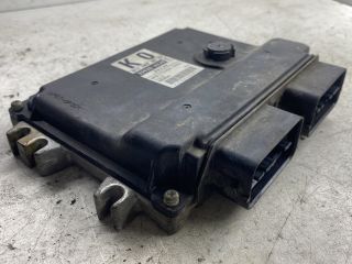 bontott SUZUKI SWIFT III Motorvezérlő