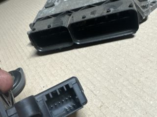 bontott SUZUKI SWIFT III Motorvezérlő