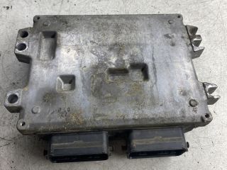 bontott SUZUKI SWIFT III Motorvezérlő