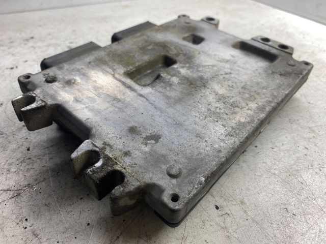 bontott SUZUKI SWIFT III Motorvezérlő