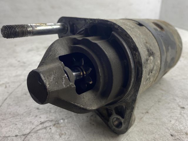 bontott SUZUKI SWIFT III Önindító