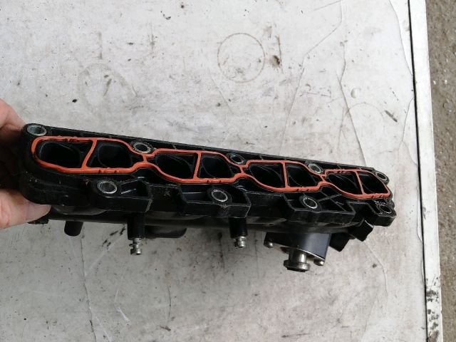 bontott SUZUKI SWIFT III Szívósor