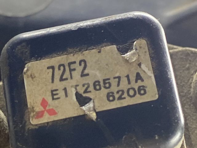 bontott SUZUKI SWIFT III Szívósor