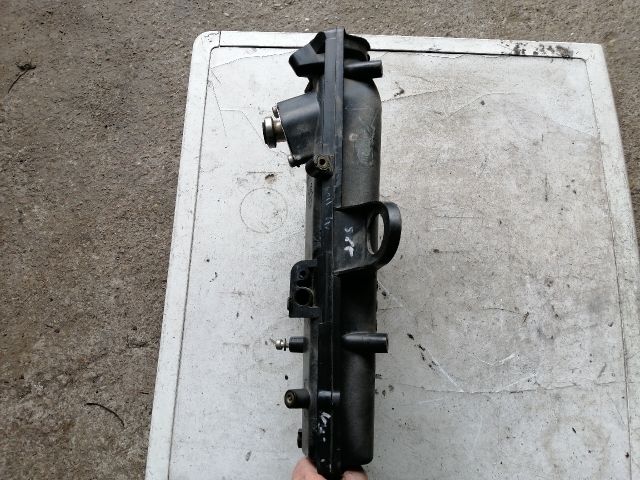 bontott SUZUKI SWIFT III Szívósor