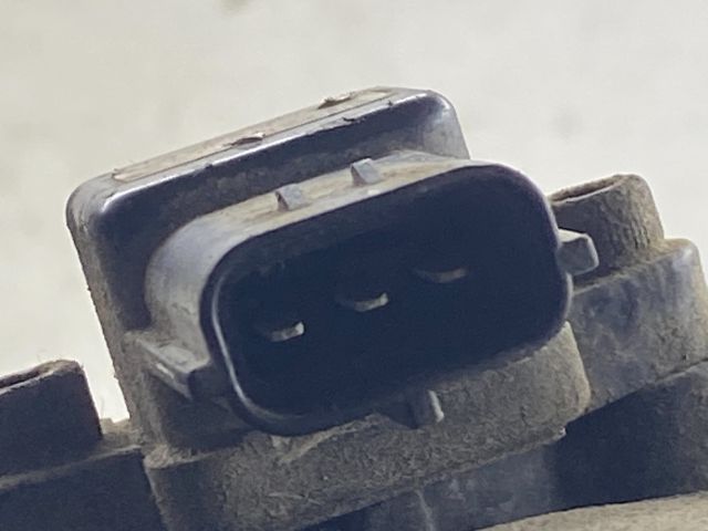 bontott SUZUKI SWIFT III Szívósor