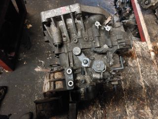 bontott SUZUKI SWIFT III Váltó (Mechanikus)