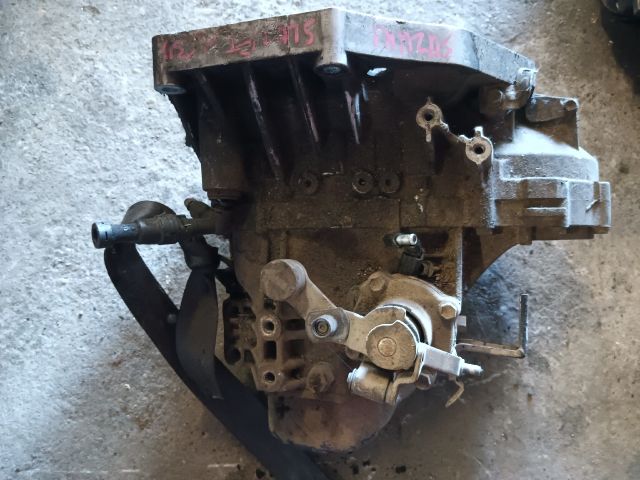 bontott SUZUKI SWIFT III Váltó (Mechanikus)