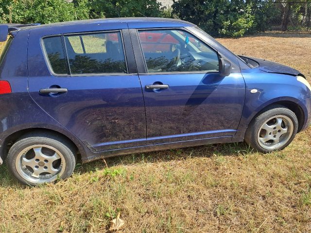 bontott SUZUKI SWIFT III Első Bölcső