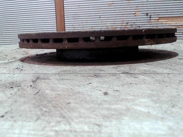 bontott SUZUKI SWIFT III Első Féktárcsa