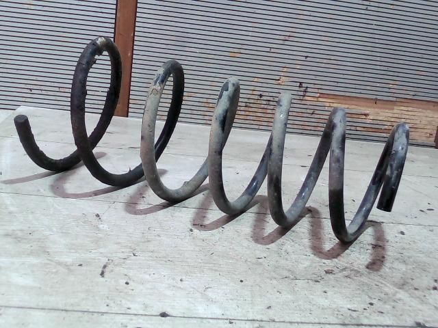 bontott SUZUKI SWIFT III Első Rugó