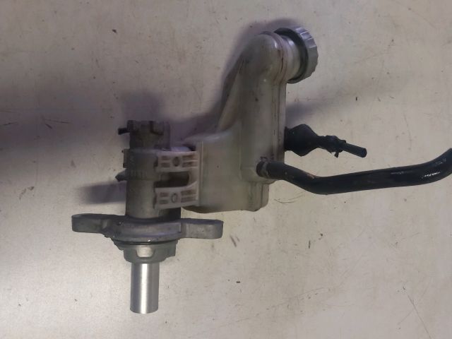 bontott SUZUKI SWIFT III Főfékhenger