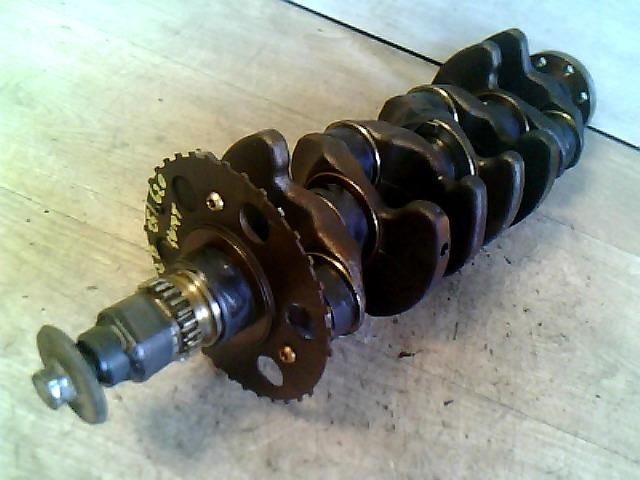 bontott SUZUKI SWIFT III Főtengely Csapágysorral