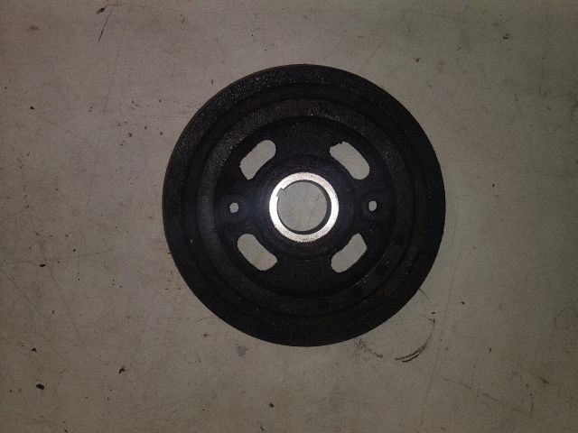 bontott SUZUKI SWIFT III Főtengely Szíjtárcsa